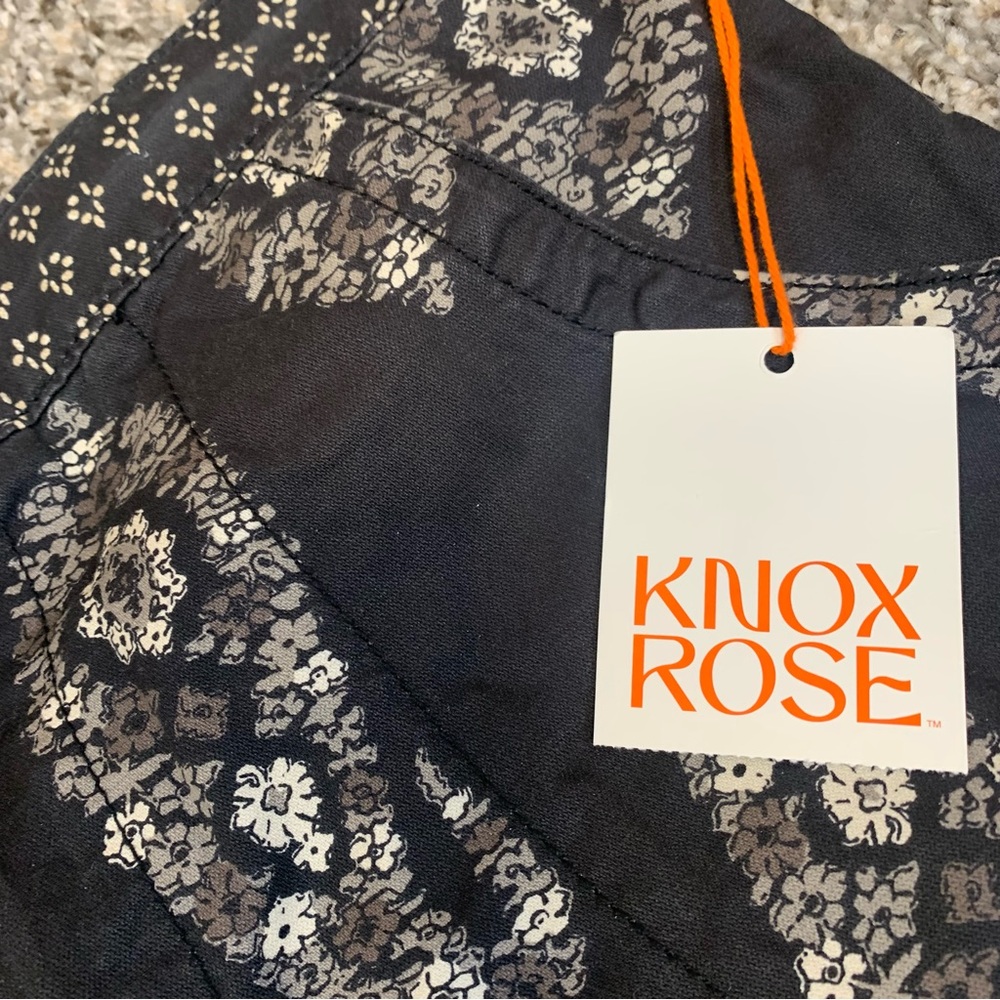 Knox Rose Paisley Printed High Waisted Shorts - Picture 8 of 12